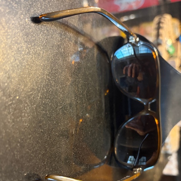 Ray-Ban Tortoise Shell Sunglasses - Picture 2 of 9